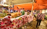 Chợ hoa Quảng Bá sôi động trước ngày Quốc tế Phụ nữ 8-3